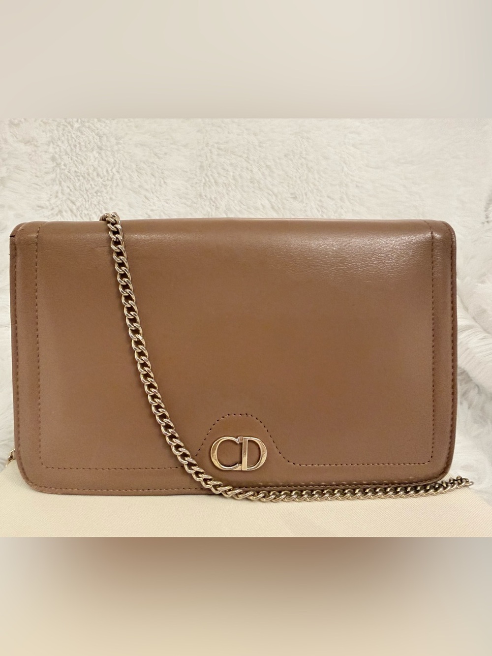 Christian Dior 30 Montaigne chain leather handbag in a milk tea brown color.